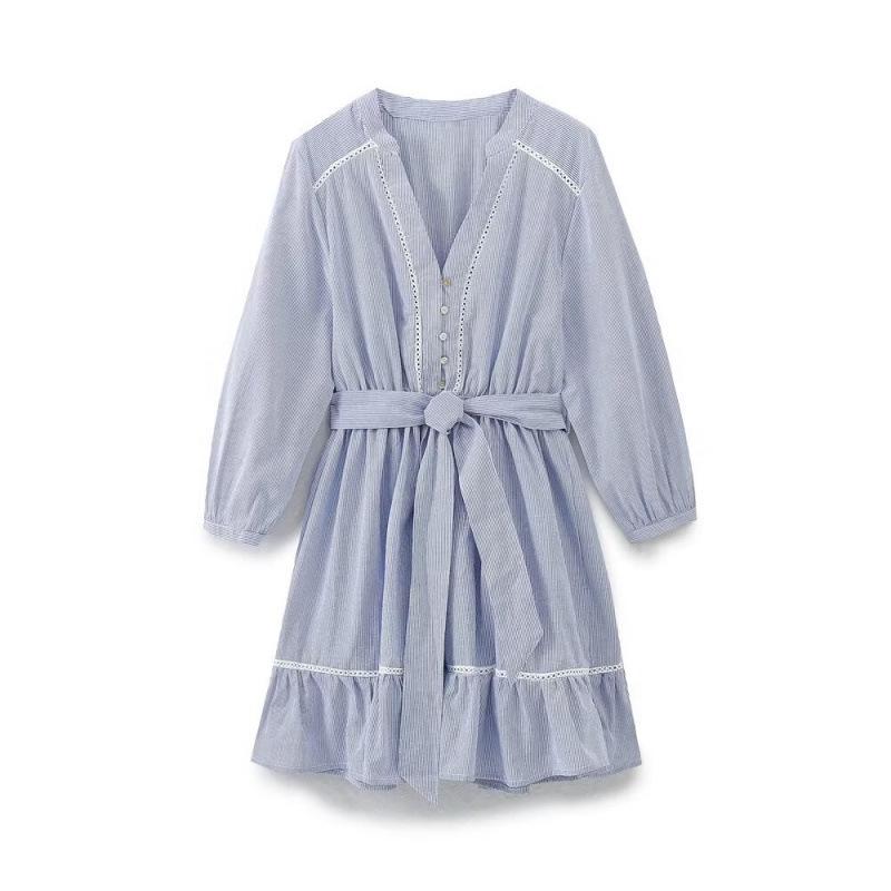 European and American Women s Striped Mini Dress with Vertical Lace Trim Medium
European and American Women s Striped Mini Dress with Vertical Lace Trim Medium