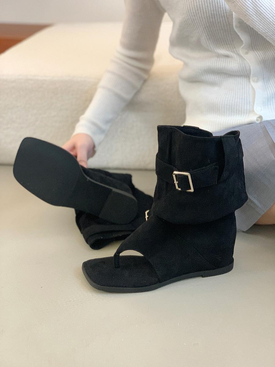 Inner height increase summer brown small man mezzanine sandals women s shoes summer travel vacation with skirt cool boots 35 чёрный
Inner height increase summer brown small man mezzanine sandals women s shoes summer travel vacation with skirt cool boots 35 чёрный