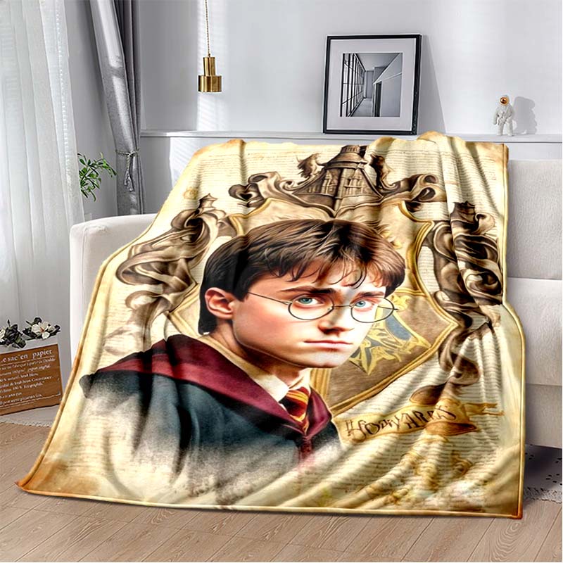 Black Gold Four Beasts Heraldic Crest Print Flannel Blanket, Soft Cozy Throw for Fantasy Lovers 80cm x 120cm
Black Gold Four Beasts Heraldic Crest Print Flannel Blanket, Soft Cozy Throw for Fantasy Lovers 80cm x 120cm