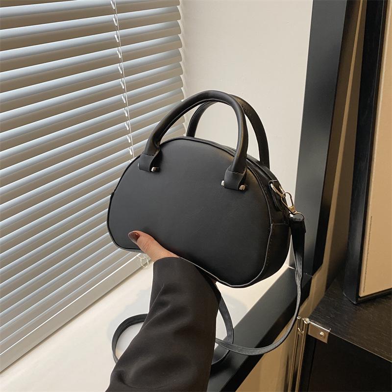 Korean-Style 2024 Summer Small Square Bowling Handbag - Women s Shoulder & Crossbody Bag
Korean-Style 2024 Summer Small Square Bowling Handbag - Women s Shoulder & Crossbody Bag