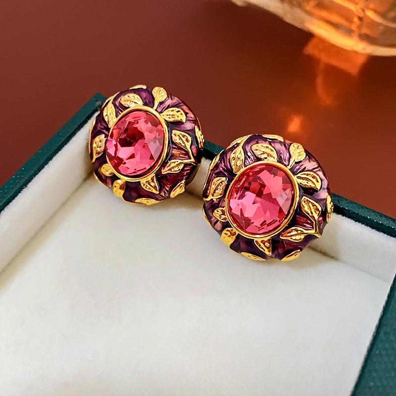 Высококачественные серьги-гвоздики в стиле «Темперамент», роскошные серьги в стиле ретро для женщин розовый 
Высококачественные серьги-гвоздики в стиле «Темперамент», роскошные серьги в стиле ретро для женщин розовый