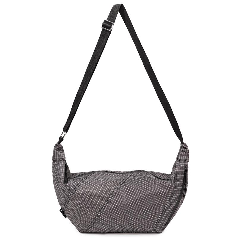 Outdoor Sports Lightweight Shoulder Bag Large Capacity Sports Crossbody Bag сірий колір
Outdoor Sports Lightweight Shoulder Bag Large Capacity Sports Crossbody Bag сірий колір