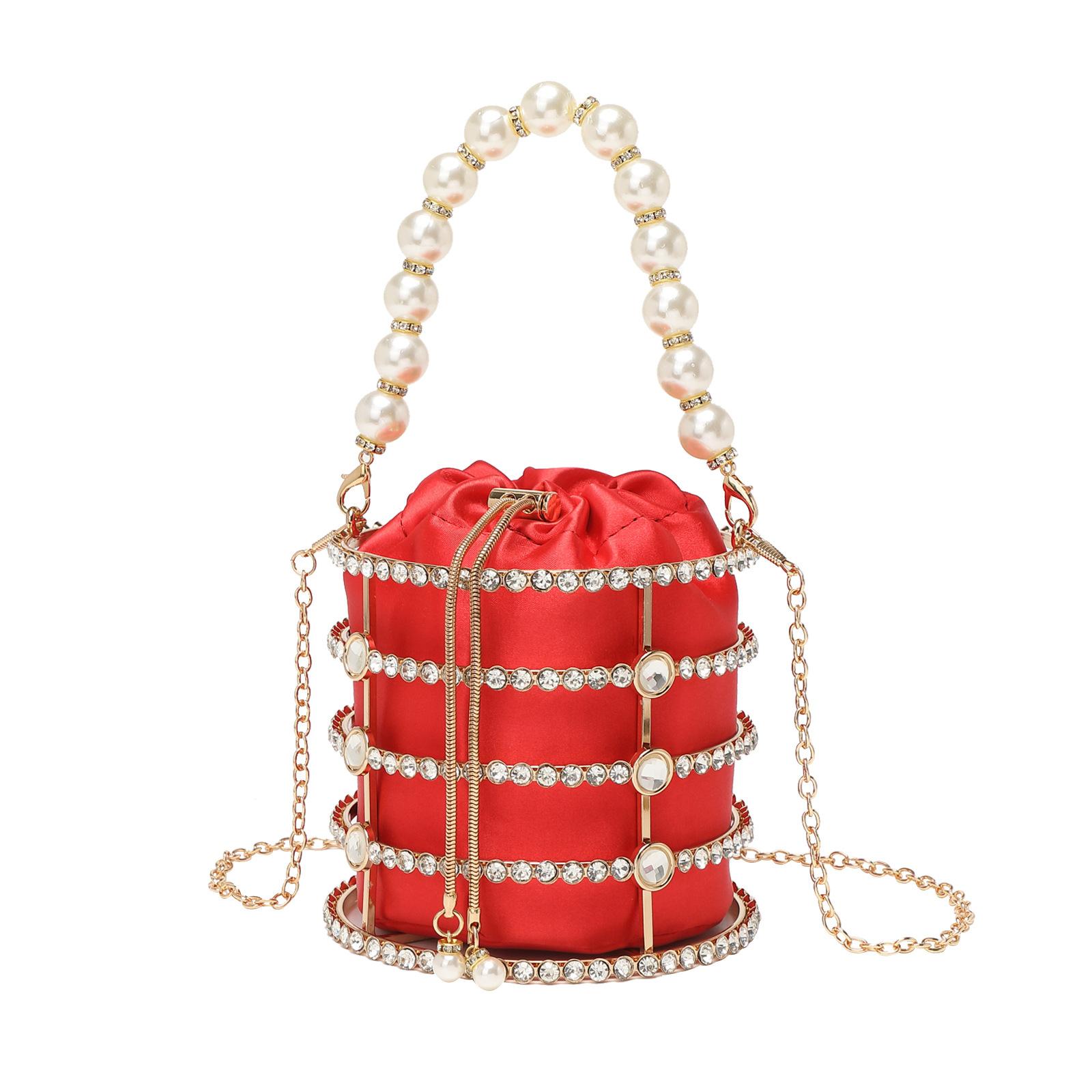 Fashion Metallic Evening Bags Hollow Out Diamond Chain Crossbody Bags Chain Bucket Handbags Party Wedding Dinner Bag Clutch 14-14-16CM червоний
Fashion Metallic Evening Bags Hollow Out Diamond Chain Crossbody Bags Chain Bucket Handbags Party Wedding Dinner Bag Clutch 14-14-16CM червоний