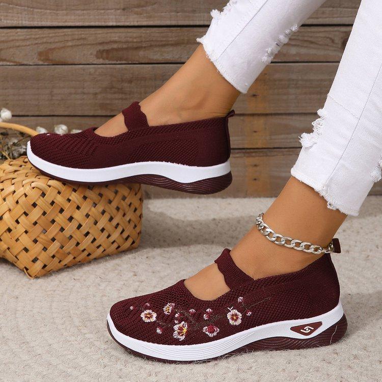 New casual soft sole comfortable casual new large size women s shoes 42
New casual soft sole comfortable casual new large size women s shoes 42