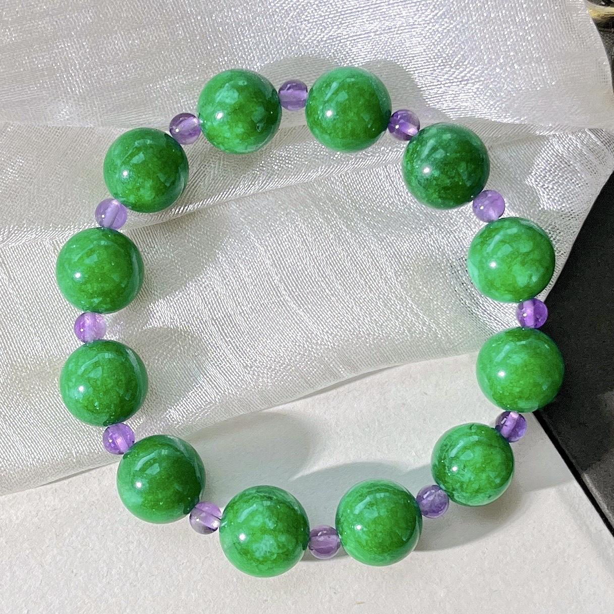 Wizard Of Oz Large Grain Jade Emperor Green Quartz Rock Natural Amethyst Design Bracelet Bracelet
Wizard Of Oz Large Grain Jade Emperor Green Quartz Rock Natural Amethyst Design Bracelet Bracelet