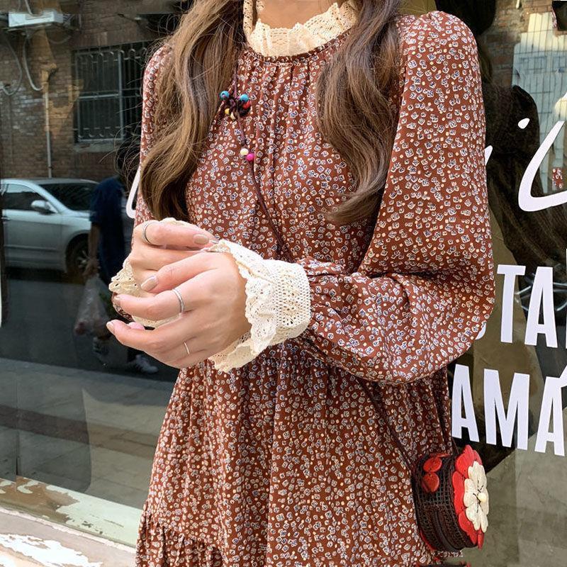 2025 Retro Floral Long Sleeve Dress for Women – Western Style, Loose Fit, Mid-Length Large квітковий/чорний
2025 Retro Floral Long Sleeve Dress for Women – Western Style, Loose Fit, Mid-Length Large квітковий/чорний