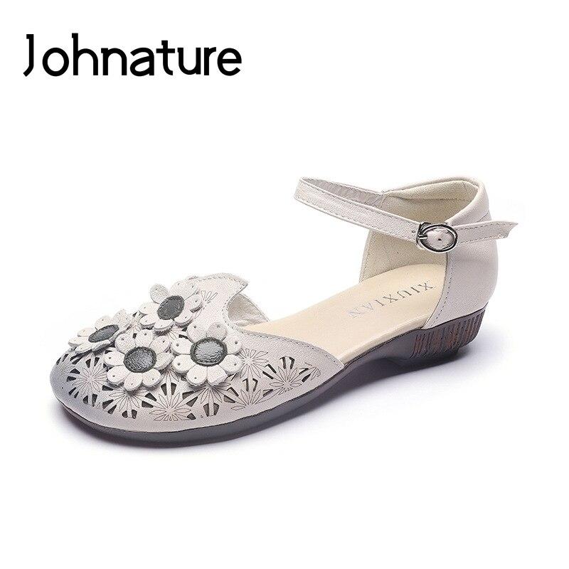 Сандалии Johnature из натуральной кожи, повседневная женская обувь на танкетке с пряжкой в стиле ретро и цветочным принтом
Сандалии Johnature из натуральной кожи, повседневная женская обувь на танкетке с пряжкой в стиле ретро и цветочным принтом