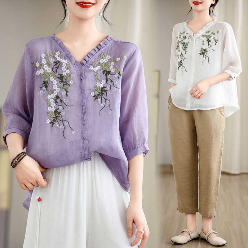 Vintage Embroidered Cotton-Linen Women s Shirt with Lace Collar Double Extra Large абрикосовий
Vintage Embroidered Cotton-Linen Women s Shirt with Lace Collar Double Extra Large абрикосовий
