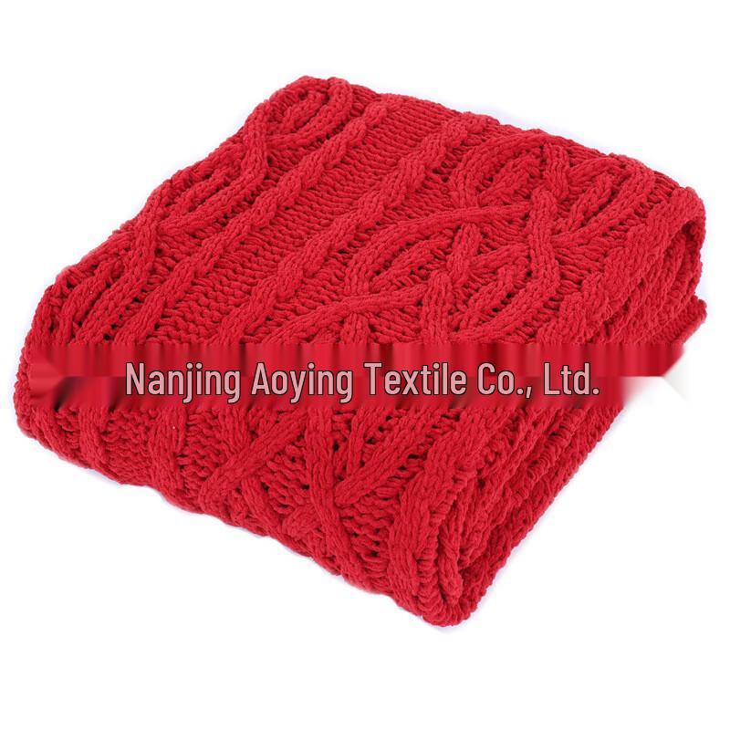 Nordic Knitted Chenille Throw Blanket
Nordic Knitted Chenille Throw Blanket