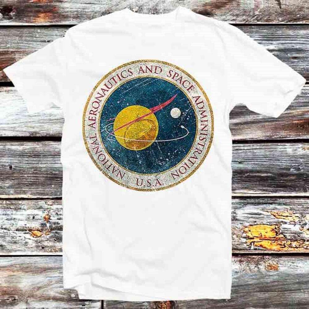 Футболка из 100% хлопка плотностью 230 г/м2, с принтом NASA, винтажная ретро-футболка с логотипом, крутой подарок для мужчин и женщин, унисекс, с рисунком аниме, футболка B614 XS белый
Футболка из 100% хлопка плотностью 230 г/м2, с принтом NASA, винтажная ретро-футболка с логотипом, крутой подарок для мужчин и женщин, унисекс, с рисунком аниме, футболка B614 XS белый