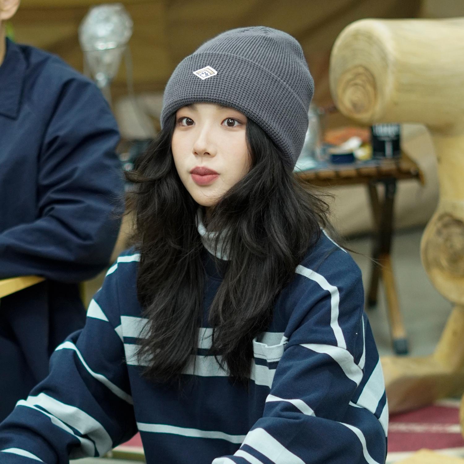 Japanese Street Retro Waffle Knit Beanie: Trendy, Warm, Versatile Hat for Men and Women M (54-60cm) Stretch темно-синього кольору
Japanese Street Retro Waffle Knit Beanie: Trendy, Warm, Versatile Hat for Men and Women M (54-60cm) Stretch темно-синього кольору