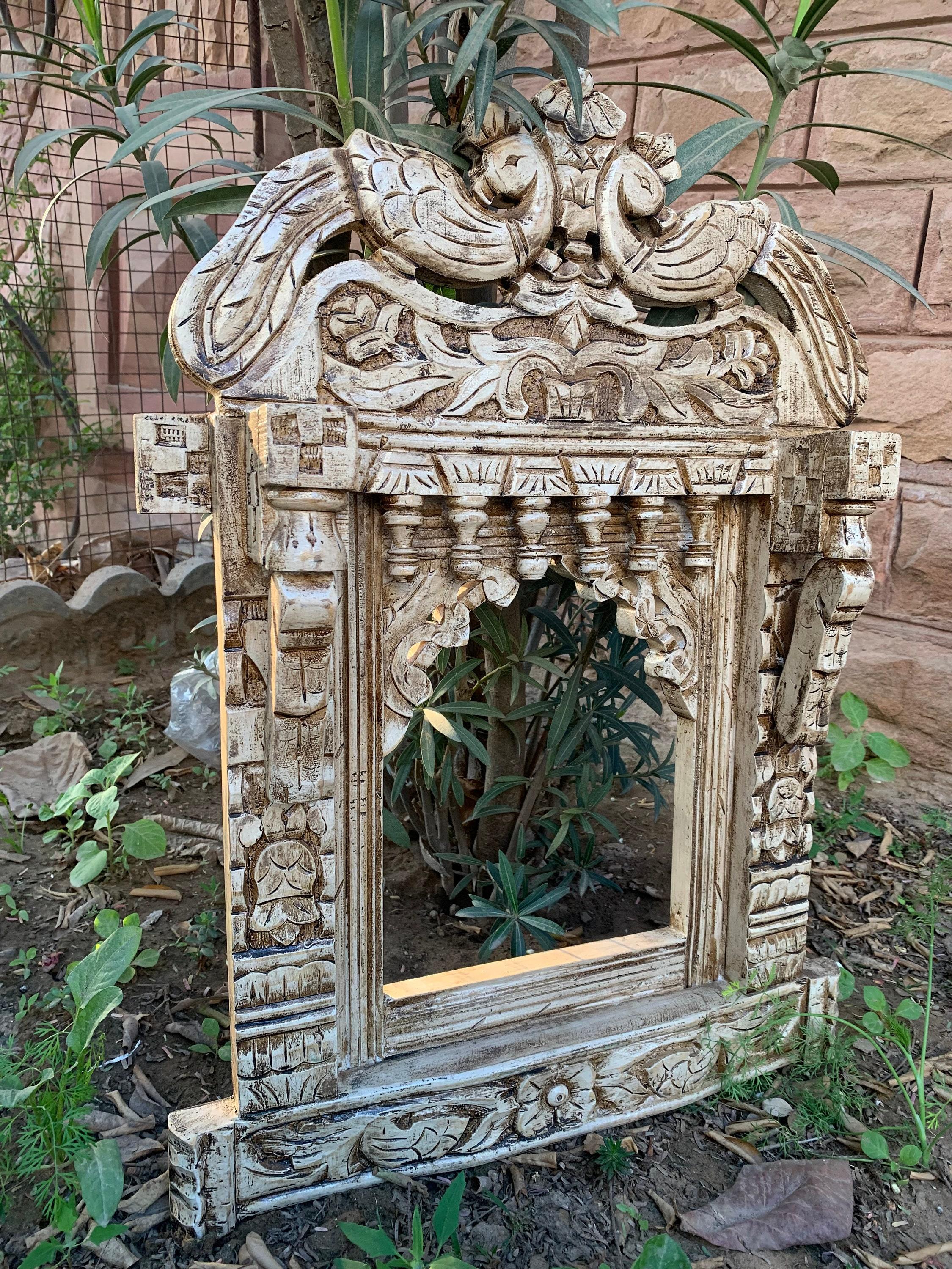 Painted Wooden Jharokha with Peacock Motif: Traditional Indian Window Decor 16” X 8” X 24” (l x w x h) різнокольоровий
Painted Wooden Jharokha with Peacock Motif: Traditional Indian Window Decor 16” X 8” X 24” (l x w x h) різнокольоровий