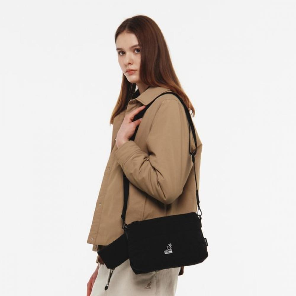 Kangol Black Quilted Mini Tote Bag 3993 OS
Kangol Black Quilted Mini Tote Bag 3993 OS