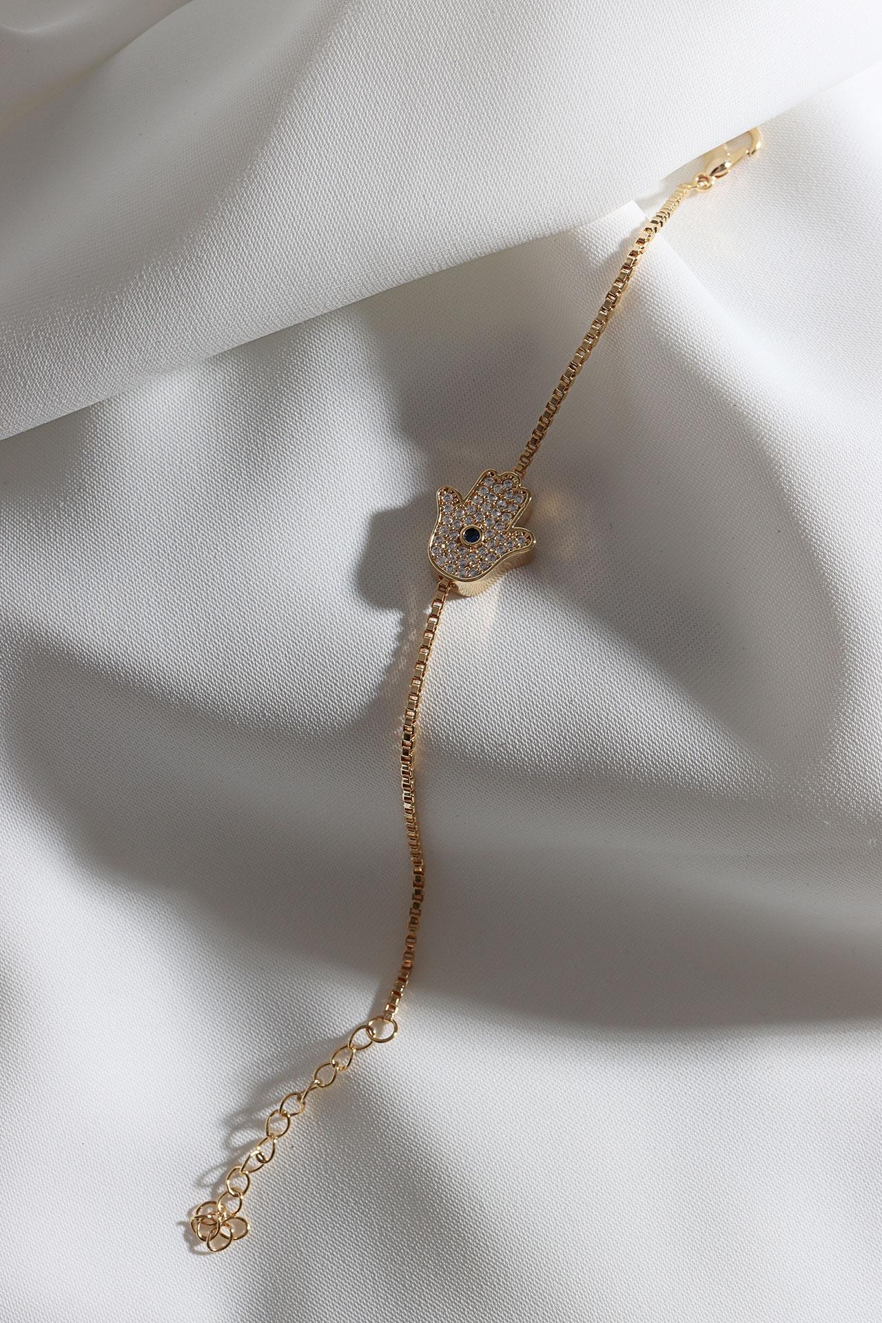 Браслет на руку Матери Фатмы золотого цвета с белым цирконом 
Браслет на руку Матери Фатмы золотого цвета с белым цирконом