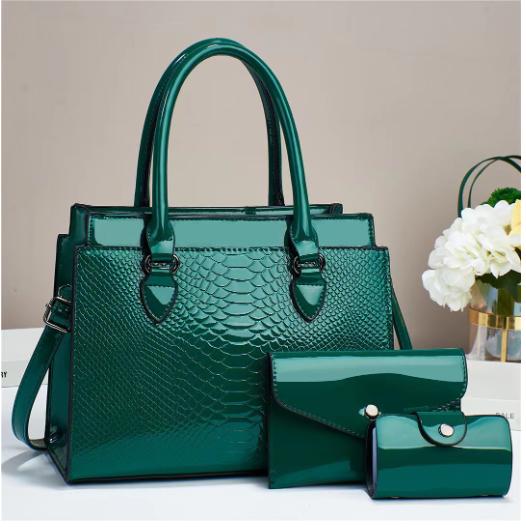 Luxury Brand Designer Women S Handbag High-Quality Crocodile Pattern Shoulder Bag Fashionable New Versatile Crossbody Bag Women 28x13x23cm
Luxury Brand Designer Women S Handbag High-Quality Crocodile Pattern Shoulder Bag Fashionable New Versatile Crossbody Bag Women 28x13x23cm