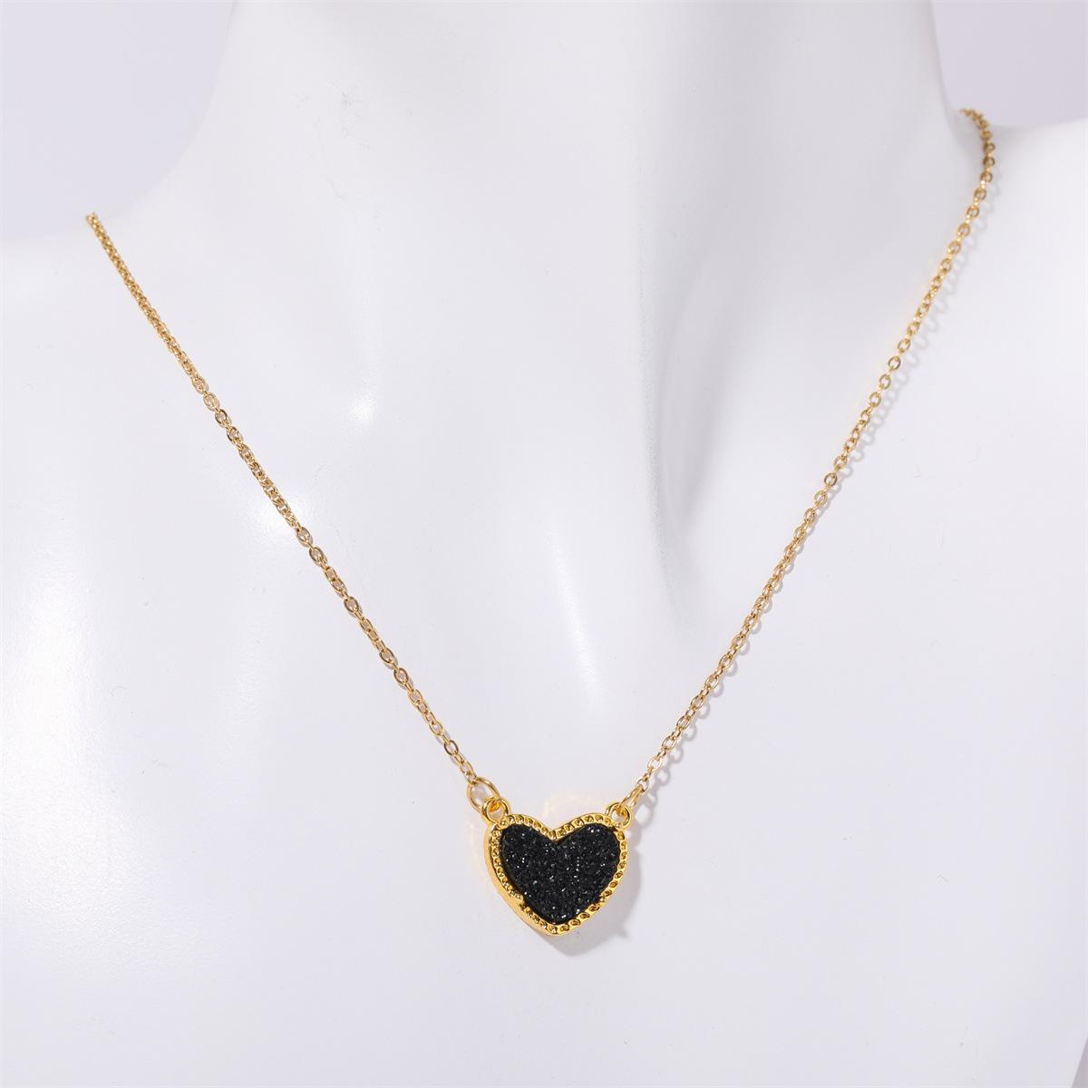 Red Love Oil Drop Necklace, Gold Diamond-Set Design Light Luxury Niche Love Necklace чорний
Red Love Oil Drop Necklace, Gold Diamond-Set Design Light Luxury Niche Love Necklace чорний