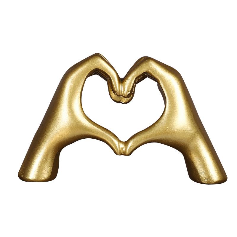 Creative Heart Hand Statue Resin Love Gesture Sculpture Desktop Ornament Bookshelf Decor Living Room Figurines Art Decoration золотой
Creative Heart Hand Statue Resin Love Gesture Sculpture Desktop Ornament Bookshelf Decor Living Room Figurines Art Decoration золотой