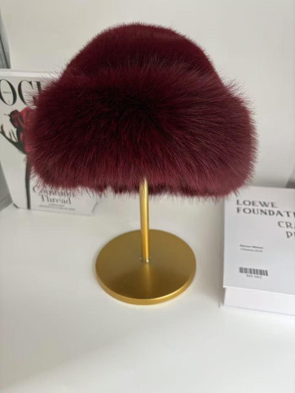 Плюшевая панама с оборками из монгольского плюша - Женская универсальная, ветрозащитная, теплая осенне-зимняя шляпа вино красного
Плюшевая панама с оборками из монгольского плюша - Женская универсальная, ветрозащитная, теплая осенне-зимняя шляпа вино красного