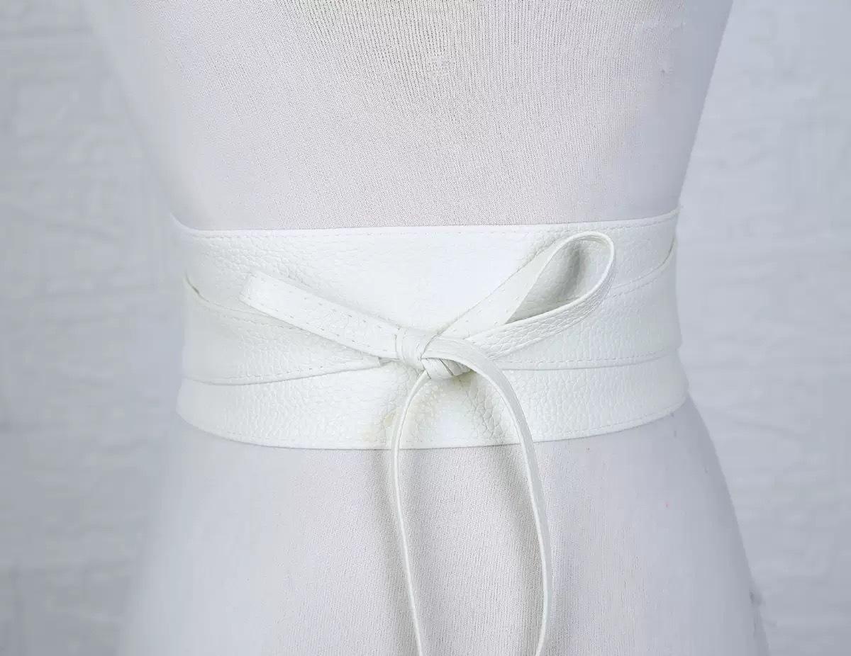 Chic Women s Wide Belt Decorative Tie Knot Ribbon Dress Shirt 210cm білий
Chic Women s Wide Belt Decorative Tie Knot Ribbon Dress Shirt 210cm білий