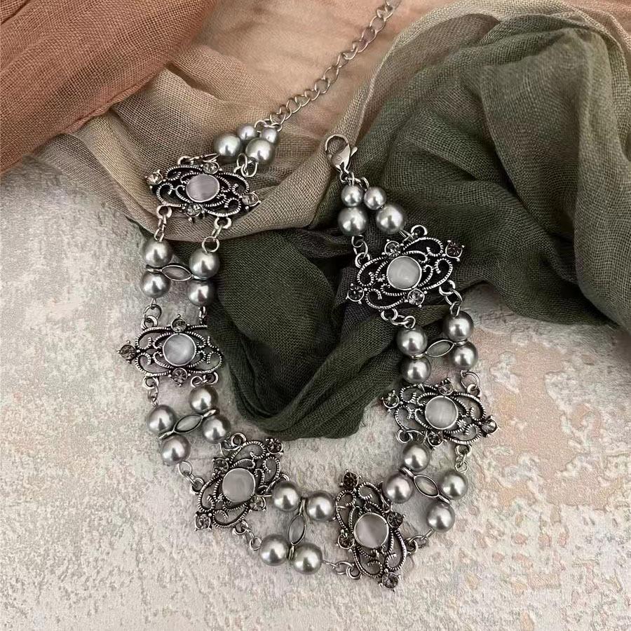 Temperament Retro Court-style Splicing Gray Opal Double-layer Imitation Pearl Choker Necklace for Women Hot Girl Y2k Jewelry сірий
Temperament Retro Court-style Splicing Gray Opal Double-layer Imitation Pearl Choker Necklace for Women Hot Girl Y2k Jewelry сірий