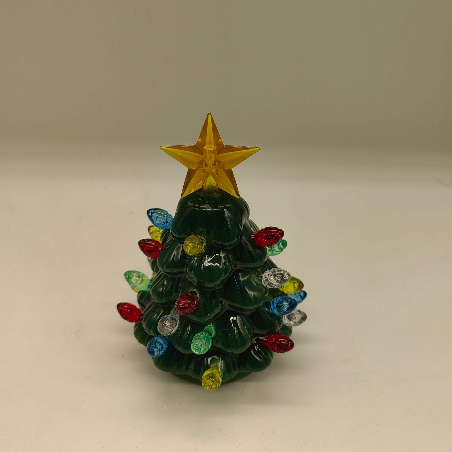 Festive LED Christmas Tree Lights with Colorful Bead Ornaments 9*9*11 cm
Festive LED Christmas Tree Lights with Colorful Bead Ornaments 9*9*11 cm