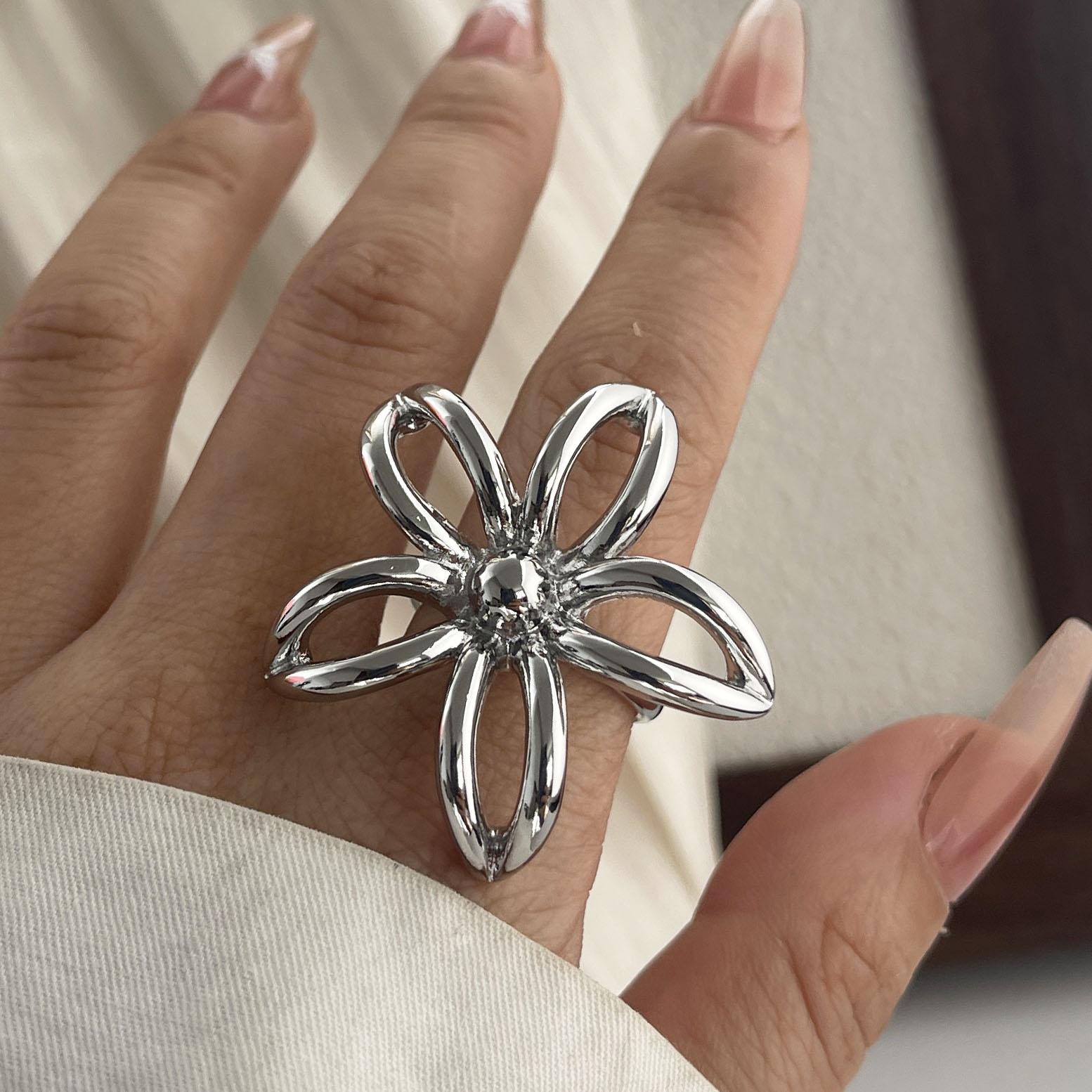 925 Sterling Silver Rings for Women Couple Minimalist Handmade Simple Gold FLower Ring Fine Jewelry Gift Prevent Allergy resizable
925 Sterling Silver Rings for Women Couple Minimalist Handmade Simple Gold FLower Ring Fine Jewelry Gift Prevent Allergy resizable