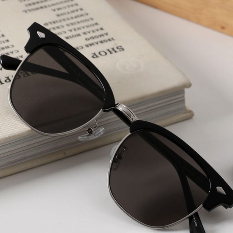 DAYWALKER JAKE C5 UV-protection sunglasses for men and women with Zeiss lenses FREE
DAYWALKER JAKE C5 UV-protection sunglasses for men and women with Zeiss lenses FREE