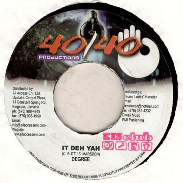 7inch Record GENERAL DEGREE - It Deh Yah NONE 40/40 Productio 2004 Jamaica Reggae, Ska & Dub Used
7inch Record GENERAL DEGREE - It Deh Yah NONE 40/40 Productio 2004 Jamaica Reggae, Ska & Dub Used
