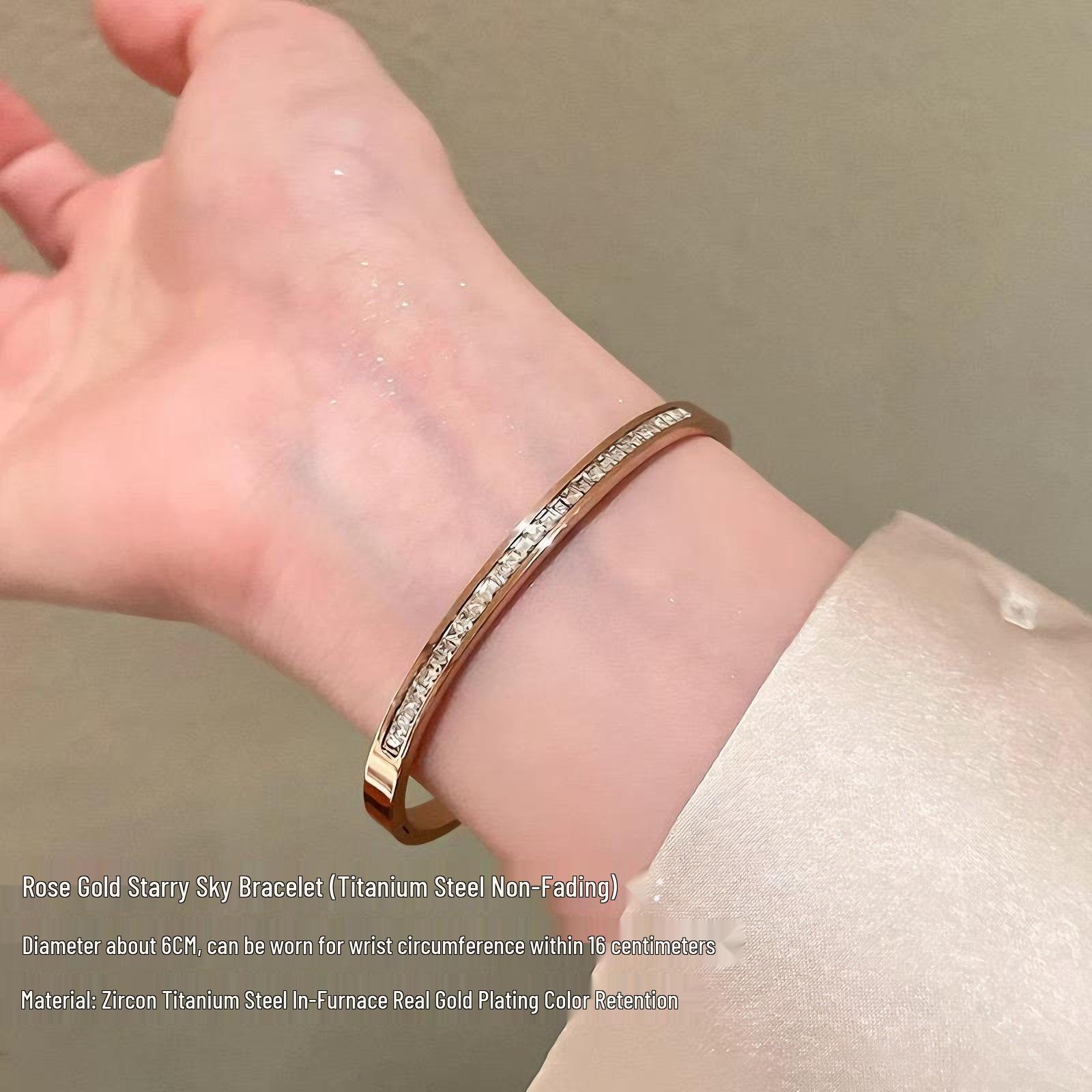 Роскошный браслет с микропаве из бриллиантов, женская модная титановая сталь, не выцветает, универсальное ювелирное изделие-браслет.
Роскошный браслет с микропаве из бриллиантов, женская модная титановая сталь, не выцветает, универсальное ювелирное изделие-браслет.