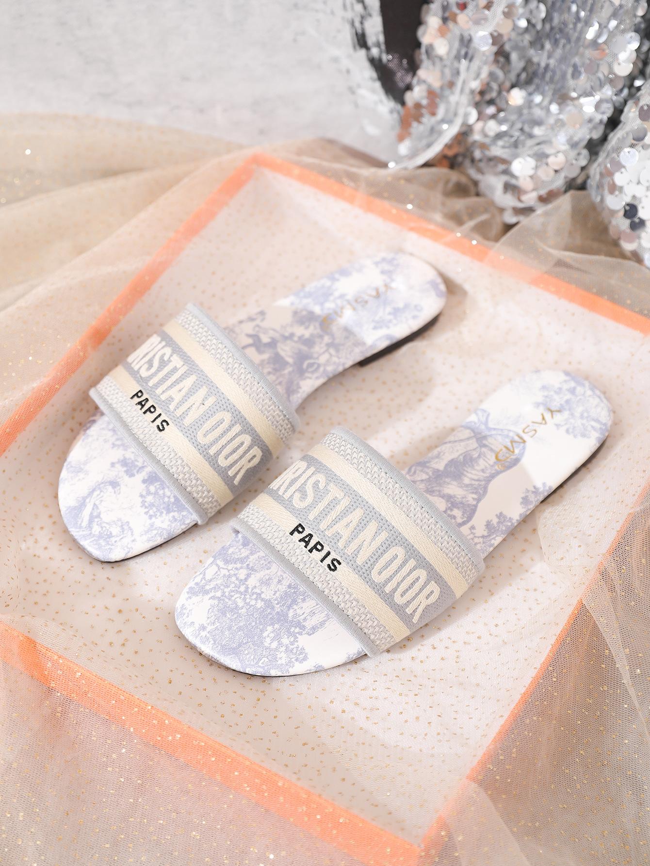 D домашние приморские пляжные шлепанцы на плоской подошве, крутые шлепанцы, женские летние, модные, интернет-знаменитость, стиль маленького аромата, шлепанцы на перемычке 40
D домашние приморские пляжные шлепанцы на плоской подошве, крутые шлепанцы, женские летние, модные, интернет-знаменитость, стиль маленького аромата, шлепанцы на перемычке 40