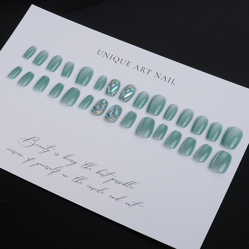 Summer Fresh Rhinestone Aurora Nail Tips - Removable, Simple Manicure, Whitening Wearable Student Style
Summer Fresh Rhinestone Aurora Nail Tips - Removable, Simple Manicure, Whitening Wearable Student Style