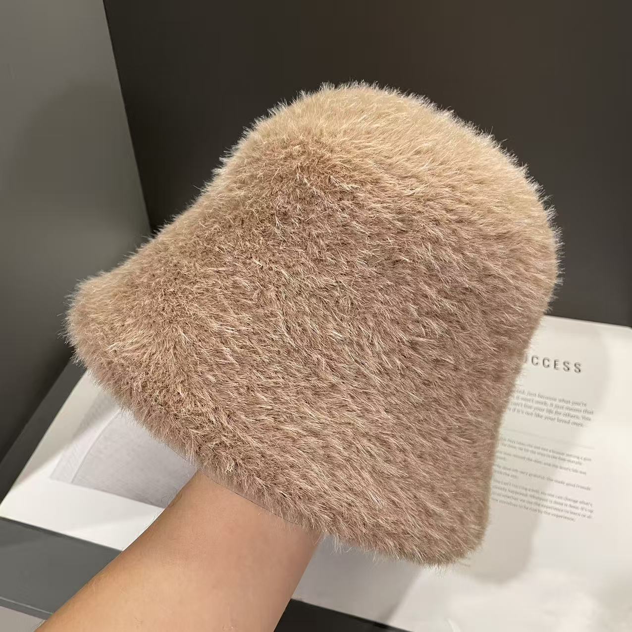 Autumn and Winter New Style Japanese Fashion Solid Color Plush Fisherman Hat Versatile Face Showing Small Bucket Hat M(56-58cm)
Autumn and Winter New Style Japanese Fashion Solid Color Plush Fisherman Hat Versatile Face Showing Small Bucket Hat M(56-58cm)