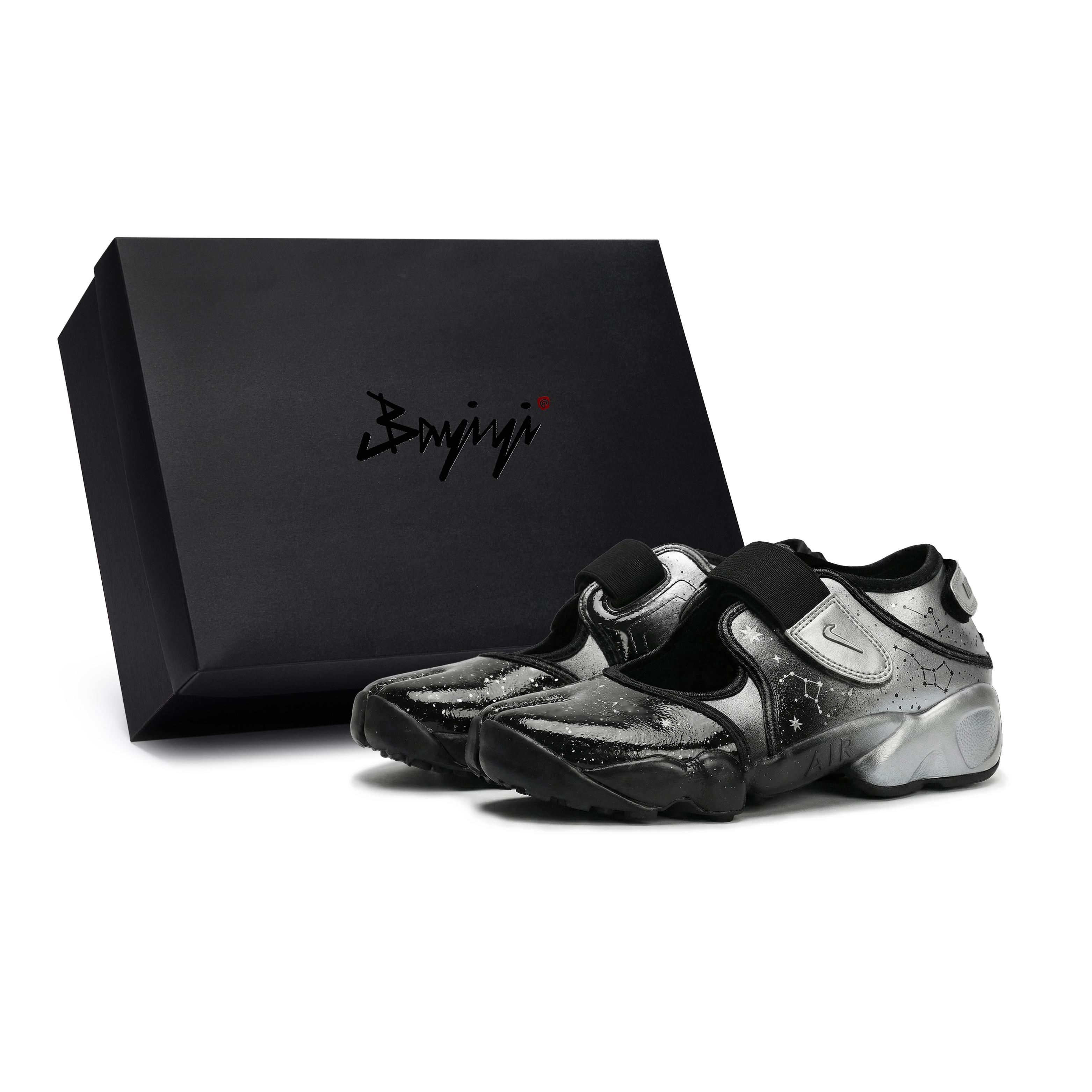 Nike Air Rift 811 Виробництво, Зоряне сяйво, Спеціальна коробка для взуття, Нековзкі, Низькі, Повсякденне взуття, Жіночі, IB8954-001(Team80-S-BOX) 40.5
Nike Air Rift 811 Виробництво, Зоряне сяйво, Спеціальна коробка для взуття, Нековзкі, Низькі, Повсякденне взуття, Жіночі, IB8954-001(Team80-S-BOX) 40.5