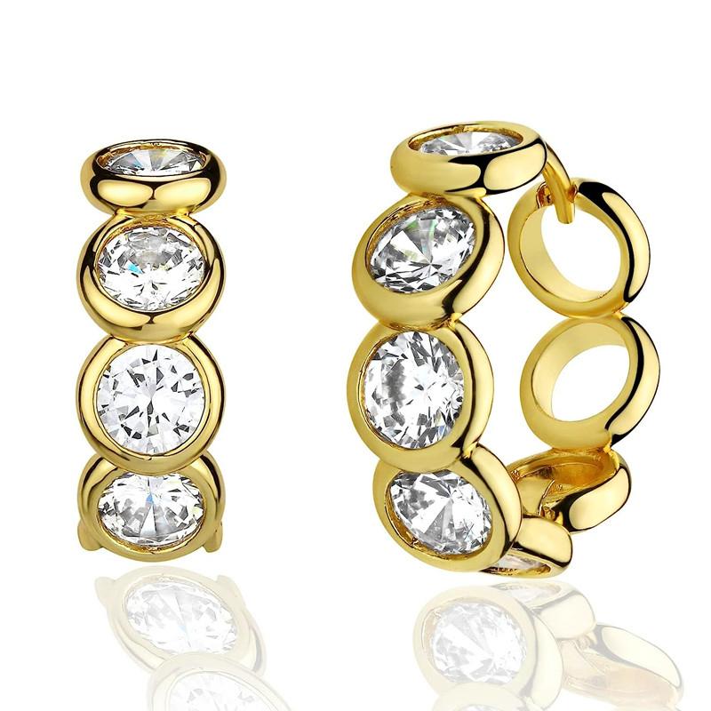Huitan Trendy Small Hoop Earrings Full with Round Cubic Zirconia Simple Versatile Female Earrings Newly Designed Women Zircon
Huitan Trendy Small Hoop Earrings Full with Round Cubic Zirconia Simple Versatile Female Earrings Newly Designed Women Zircon