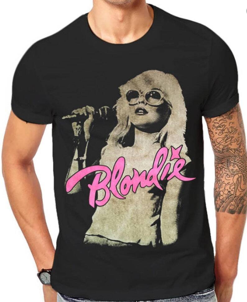РАСПРОДАЖА Футболка Blondie Крутая Ретро Старая Группа Черная Футболка Винтажная рубашка Унисекс Футболка L
РАСПРОДАЖА Футболка Blondie Крутая Ретро Старая Группа Черная Футболка Винтажная рубашка Унисекс Футболка L