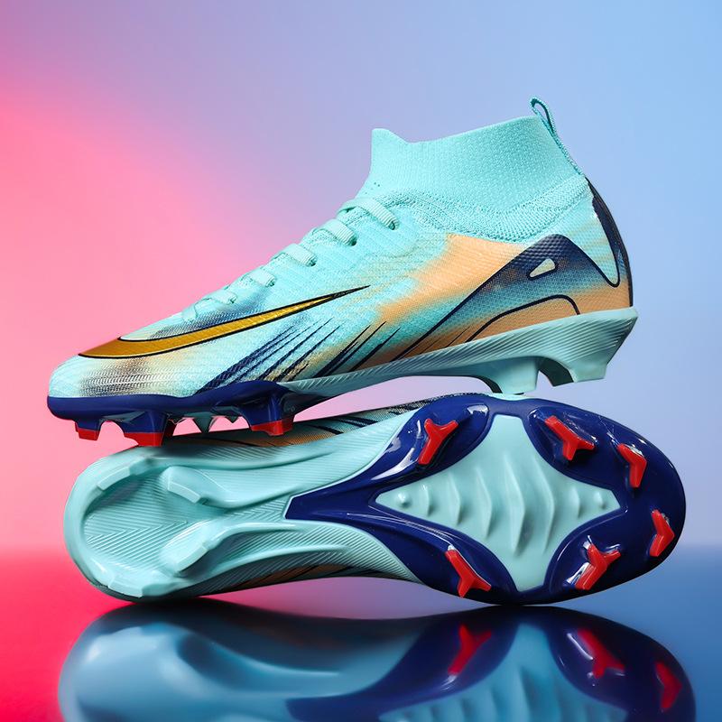 New football shoes Ronaldo broken nails long nails World Cup training shoes non-slip breathable youth 35
New football shoes Ronaldo broken nails long nails World Cup training shoes non-slip breathable youth 35
