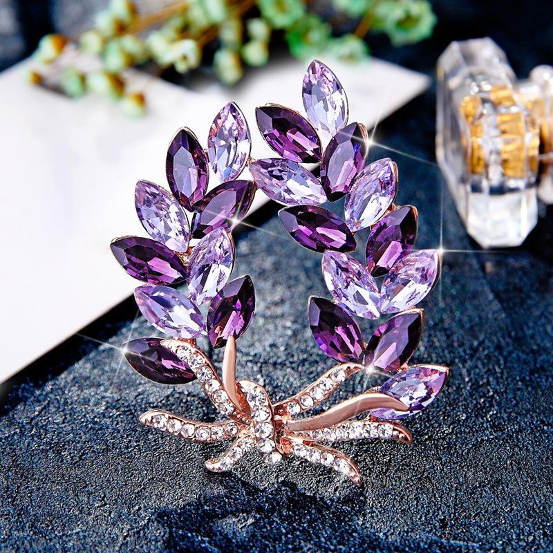 Букет Bauhinia Брошка з антибліковим покриттям Імітація Crystal Fashion Palace Ретро Жіночий корсаж Закріплений одяг червоний
Букет Bauhinia Брошка з антибліковим покриттям Імітація Crystal Fashion Palace Ретро Жіночий корсаж Закріплений одяг червоний