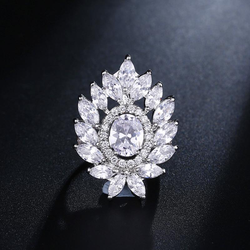 Ring Hand Jewelry, Temperament Gold-Plated Micro-Set Aaa Zircon Super Flash Ring. белый
Ring Hand Jewelry, Temperament Gold-Plated Micro-Set Aaa Zircon Super Flash Ring. белый