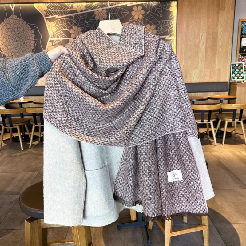 Temperament warm scarf autumn and winter imitation cashmere corrugated plaid shawl thickened warm fringed scarf 65-190CM лавандовый
Temperament warm scarf autumn and winter imitation cashmere corrugated plaid shawl thickened warm fringed scarf 65-190CM лавандовый