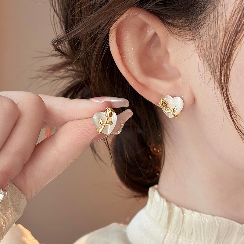 opal love flower earrings fashionable simple versatile earrings niche design light luxury high-end earrings
opal love flower earrings fashionable simple versatile earrings niche design light luxury high-end earrings