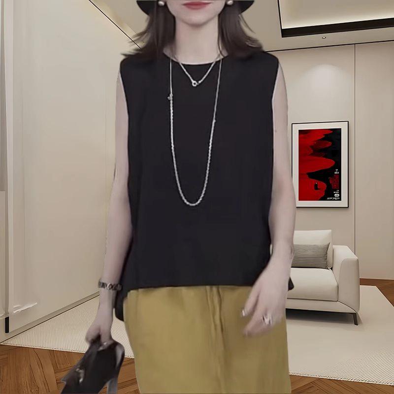 Women s Plus Size Black Sleeveless Round Neck T-shirt - Summer Fashion Loose Fit L (100-118 lbs)
Women s Plus Size Black Sleeveless Round Neck T-shirt - Summer Fashion Loose Fit L (100-118 lbs)