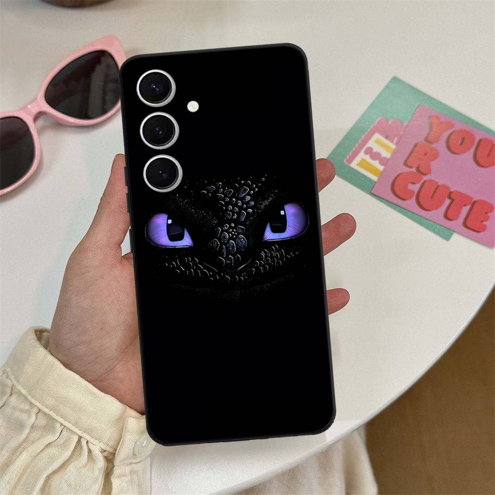 Lovely couple Toothless Fury Dragon Phone Case For Samsung S 9 10 20 21 22 23 30 23 24 plus lite Ultra FE S10lite Funda Samsung S20 ULTRA 5G
Lovely couple Toothless Fury Dragon Phone Case For Samsung S 9 10 20 21 22 23 30 23 24 plus lite Ultra FE S10lite Funda Samsung S20 ULTRA 5G