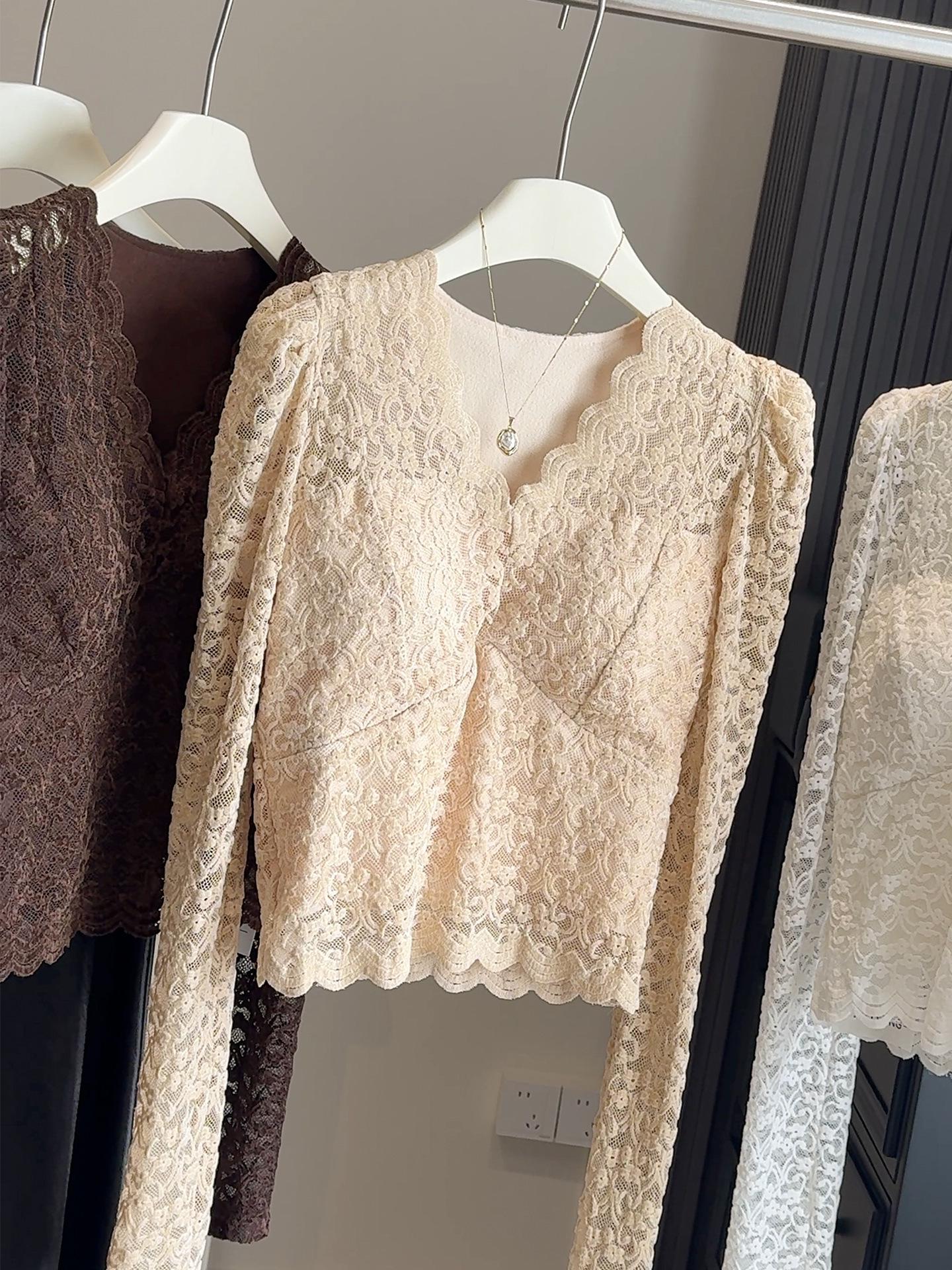 Elegant 2025 Women s V-neck Velvet Lace Jacquard Top - Slim-Fit, Warm, Sexy Plus Size Base Layer One Size лате
Elegant 2025 Women s V-neck Velvet Lace Jacquard Top - Slim-Fit, Warm, Sexy Plus Size Base Layer One Size лате