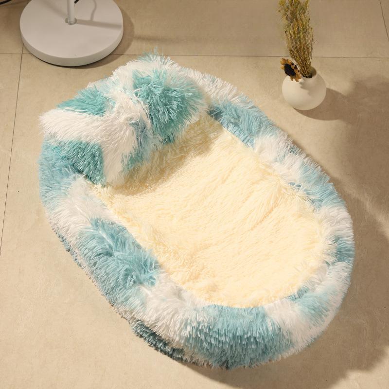 Кровать для кошек на все времена года. Кошки и собаки спят в закрытом зимнем теплом коврике для домашних животных. Зимняя кровать для домашних животных.
Кровать для кошек на все времена года. Кошки и собаки спят в закрытом зимнем теплом коврике для домашних животных. Зимняя кровать для домашних животных.