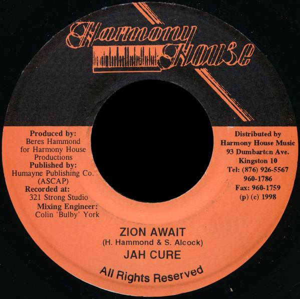 7inch Record JAH CURE - Zion Way NONE Harmony House 1998 Jamaica Reggae, Ska & Dub Used
7inch Record JAH CURE - Zion Way NONE Harmony House 1998 Jamaica Reggae, Ska & Dub Used