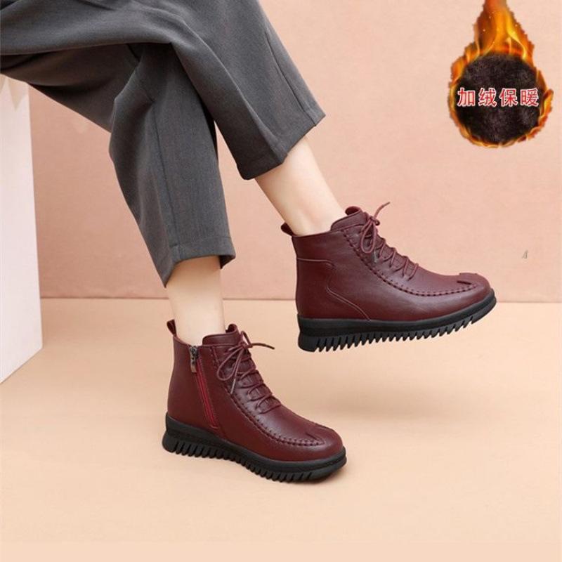 Зимние туфли для новой мамы из хлопка, нескользящие, с плоской подошвой, женские туфли среднего возраста, теплые бархатные короткие сапоги для пожилых людей, северо-восточная кожаная обувь 40
Зимние туфли для новой мамы из хлопка, нескользящие, с плоской подошвой, женские туфли среднего возраста, теплые бархатные короткие сапоги для пожилых людей, северо-восточная кожаная обувь 40