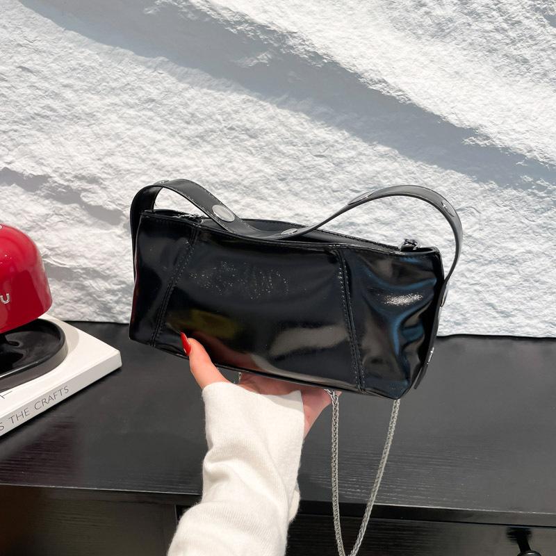 Popular high-end small square bag women s new versatile retro fashion shoulder messenger chain bag чёрный
Popular high-end small square bag women s new versatile retro fashion shoulder messenger chain bag чёрный