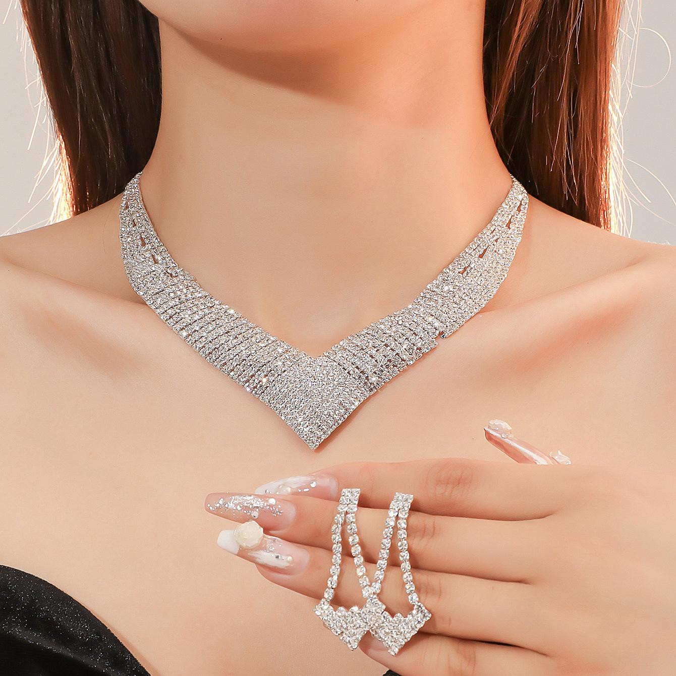 Simple Wedding Jewelry Set Bridal Rhinestone Set Chain Necklace Earrings Set Jewelry Two-piece Set K9
Simple Wedding Jewelry Set Bridal Rhinestone Set Chain Necklace Earrings Set Jewelry Two-piece Set K9