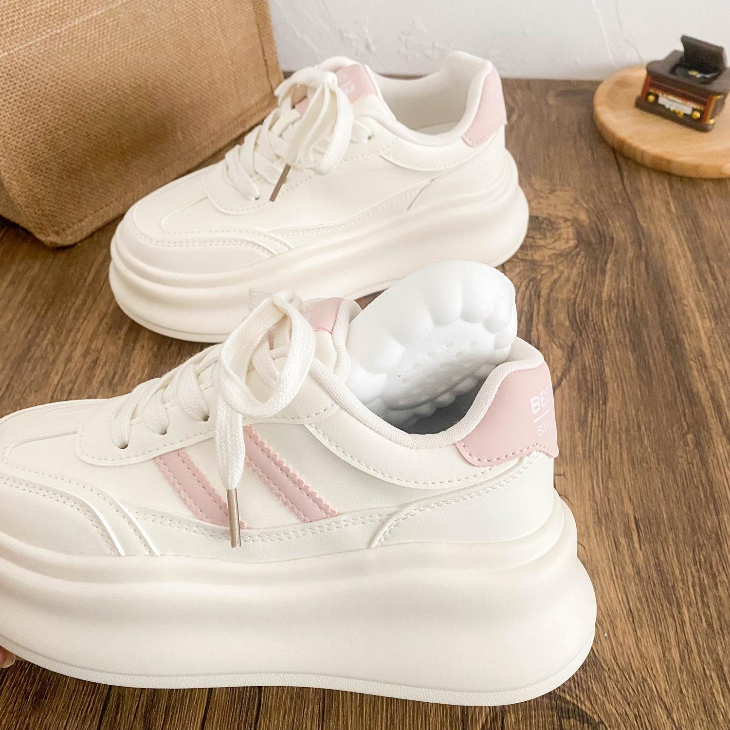 LZ6092 latex insole thick sole heightening board shoes women s shoes with skirt little white shoes 2025 new lightweight bread shoes 35
LZ6092 latex insole thick sole heightening board shoes women s shoes with skirt little white shoes 2025 new lightweight bread shoes 35