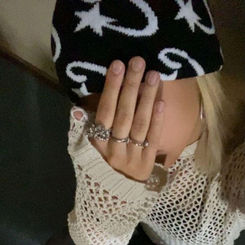 Keep Warm Knitted Hat Windproof Ear Protection Casual Bonnet Caps for Women Girls чорний
Keep Warm Knitted Hat Windproof Ear Protection Casual Bonnet Caps for Women Girls чорний
